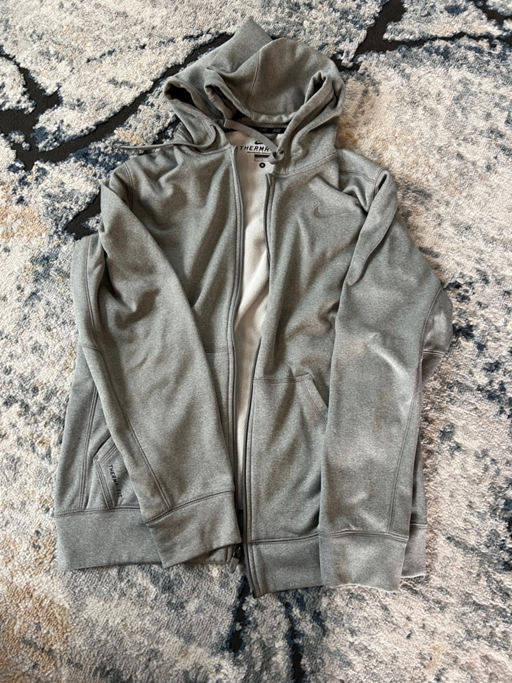 Nike Therma-FIT Grey Zip Hoodie – Size Small